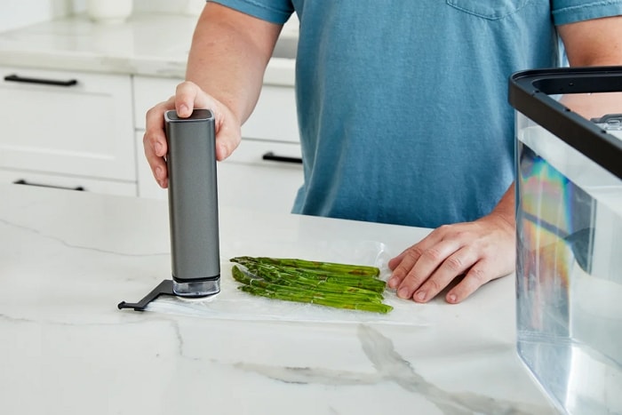 sous vide Vacuum Sealer and Bags