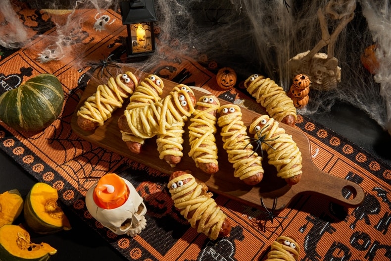 halloween mummy bratwurst