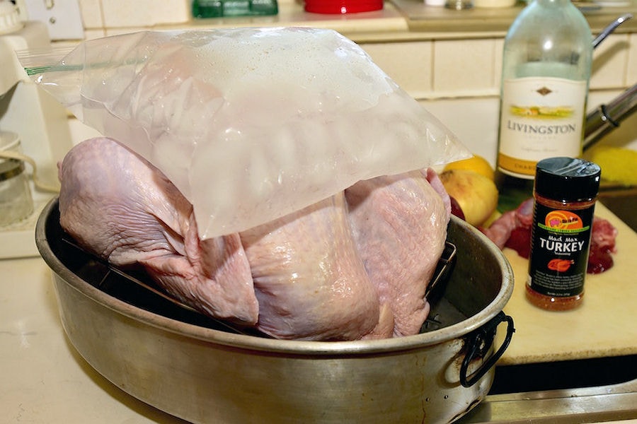 https://wp-cdn.typhur.com/wp-content/uploads/2023/10/icing-breast-of-turkey.jpg