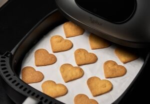 air fryer valentines day heart cookies